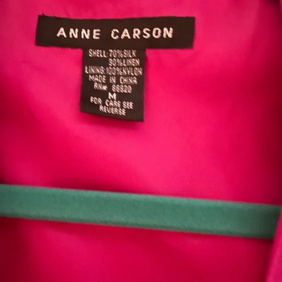 Anne Carson fuchsia silk & linen wrap top! Very sophisticated and soft. Size M. - Picture 5 of 8